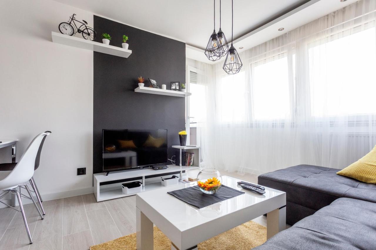Park Apartment Novi Sad Ngoại thất bức ảnh